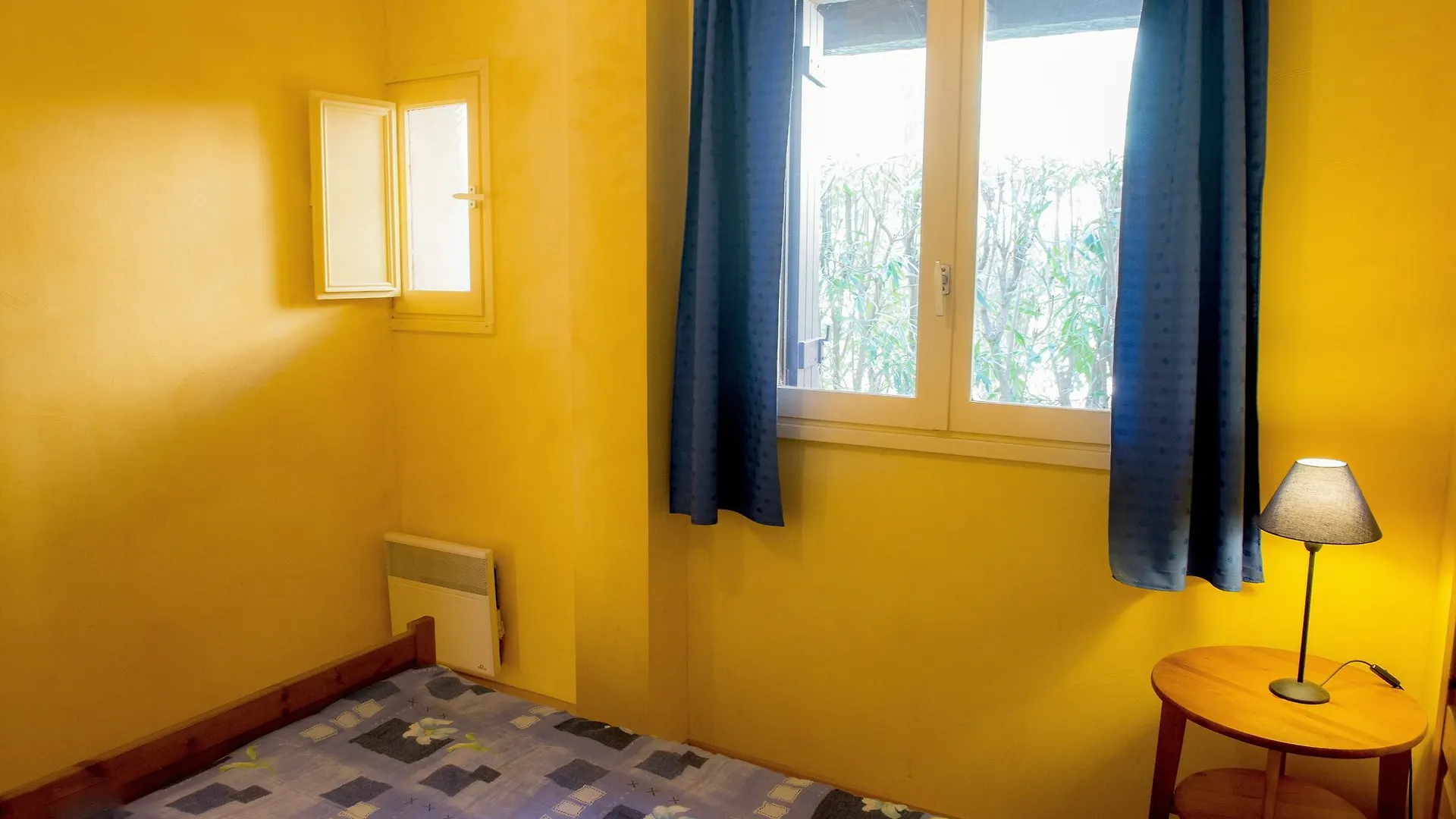 Les 12 Sables Saint Clair Apartment Le Lavandou France